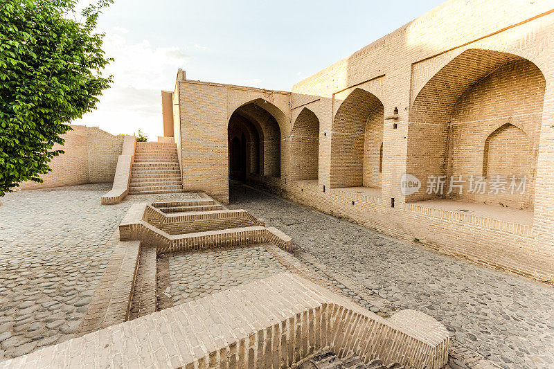 Meybod，Kouhandezh 旧堡垒（纳林城堡）